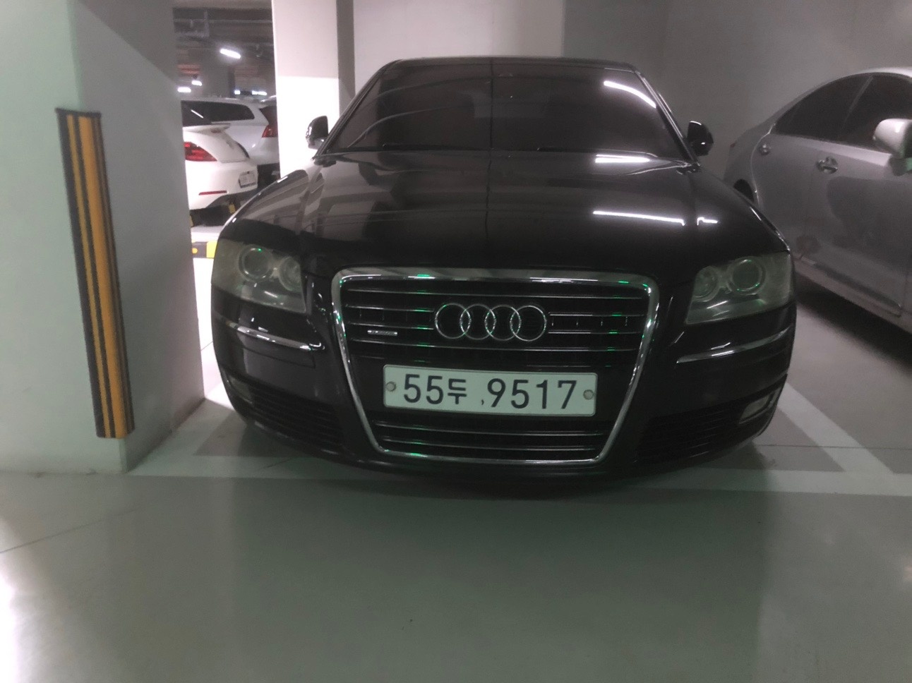 A8 D3/4E 4.2 FSI 콰트로 (350마력) 매물 썸네일