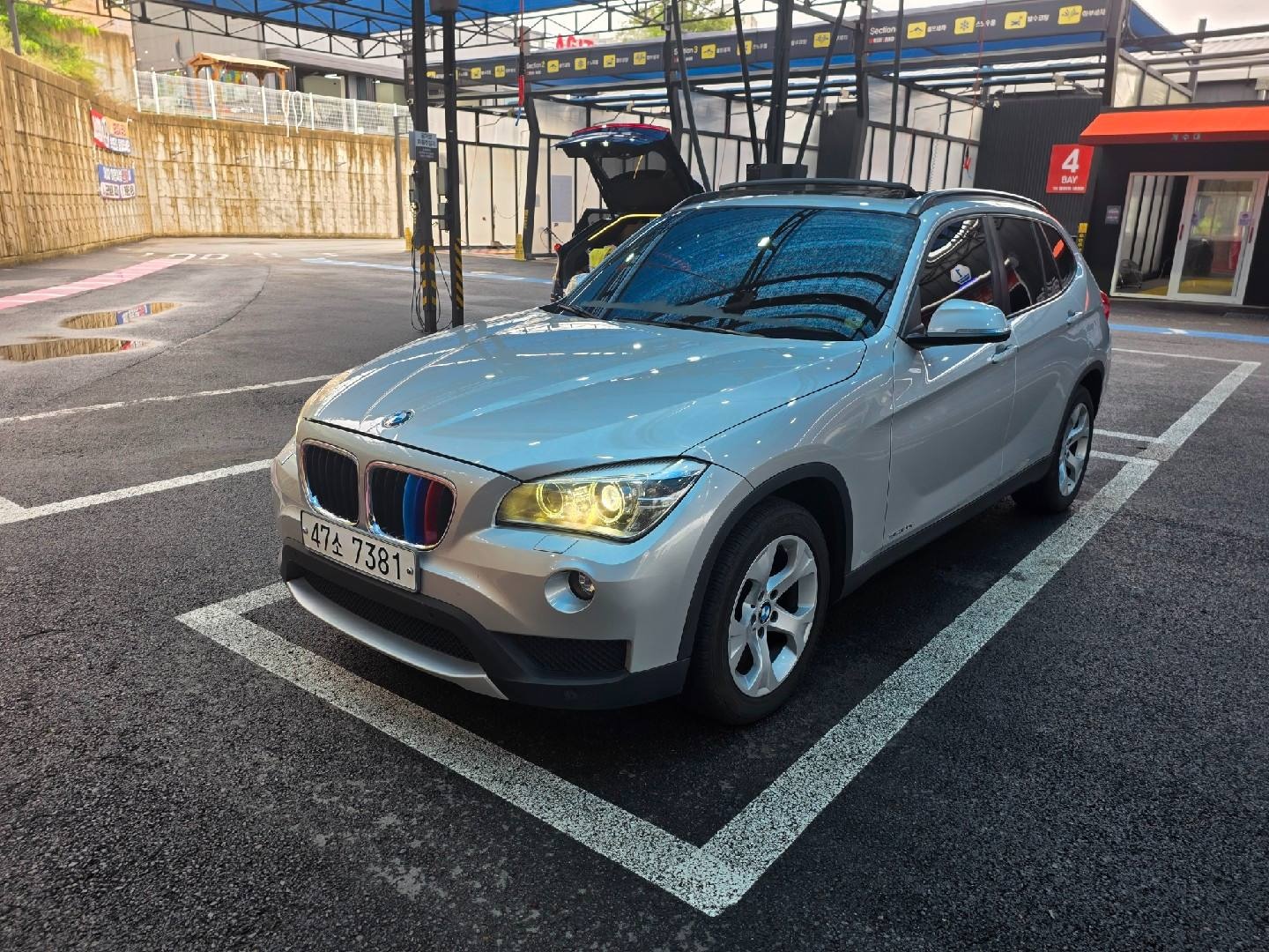 X1 E84 20d xDrive 후기형 (184마력) 매물 썸네일