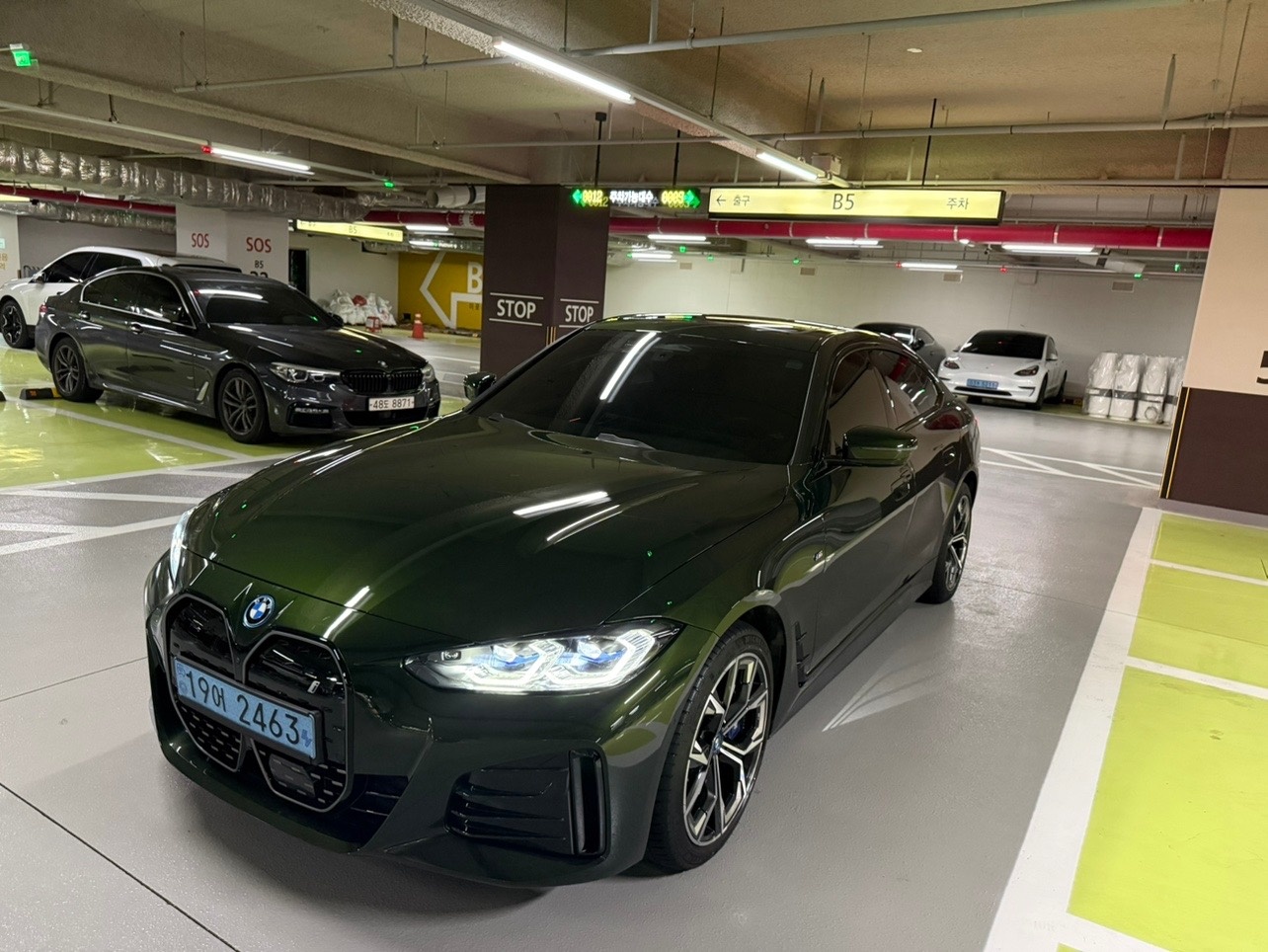 i4 그란쿠페G26 40(84kWh) eDrive M 스포츠 프로 매물 썸네일