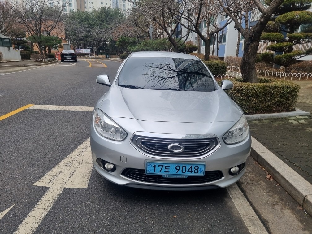 SM3 Z.E BEV(22kWh) FWD SE 매물 썸네일