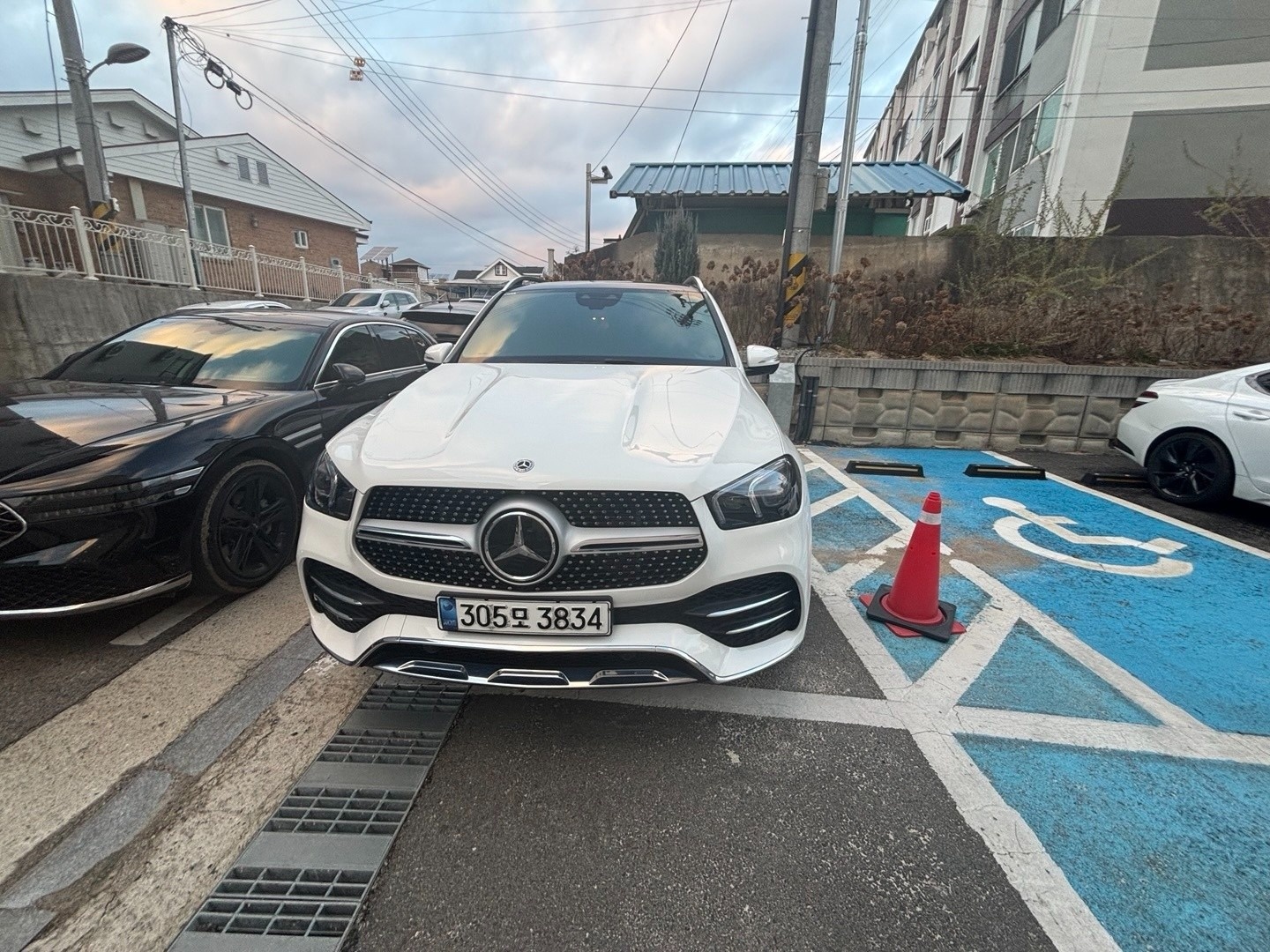 GLE 클래스 W167 GLE450 4Matic 전기형 (381마력)AMG Line 익스테리어 매물 썸네일