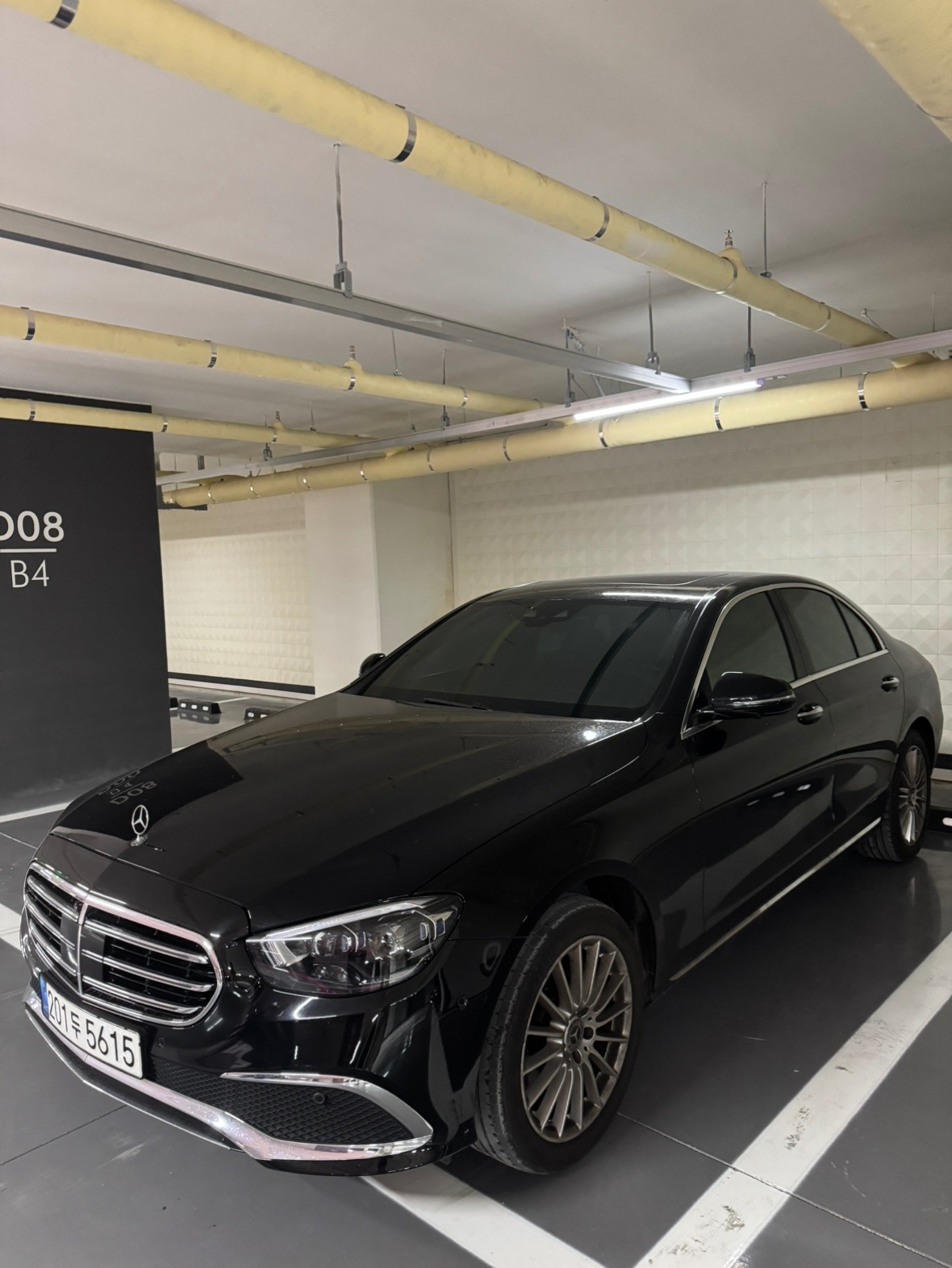 E 클래스 W213 E220 d 4Matic 전기형 (194마력)익스클루시브 매물 썸네일