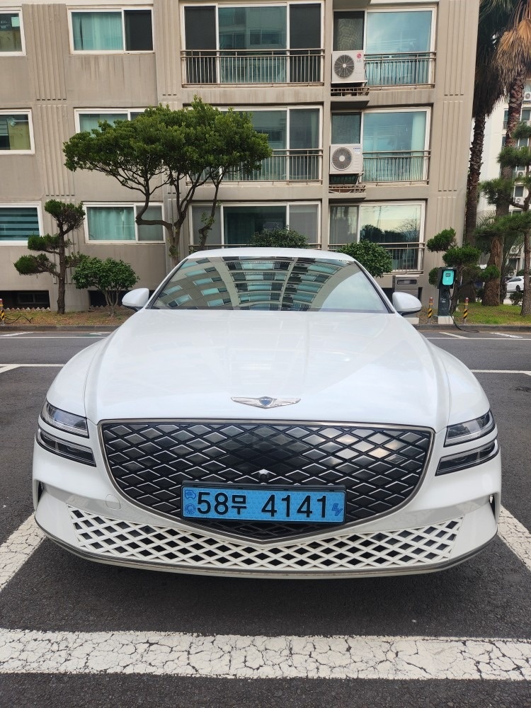 올 뉴 G80 RG3 BEV(87.2kWh) AWD 19인치 (기본디자인) 매물 썸네일