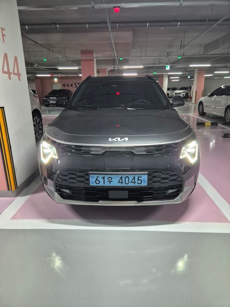 디 올 뉴 니로 SG2 EV(64.8kWh) FWD 어스(401km) 매물 썸네일