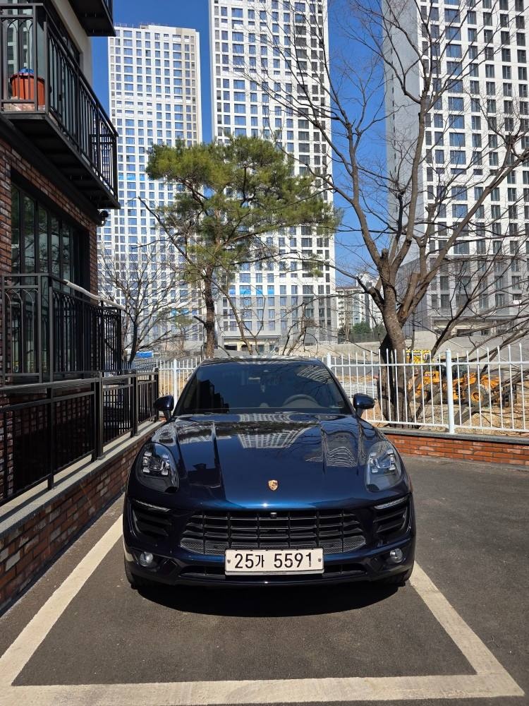 마칸 95B 3.0 (V6 TDI) 4WD 전기형 (258마력)S 매물 썸네일