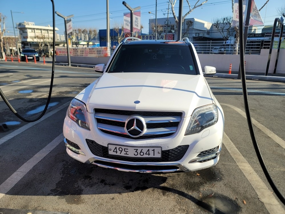 GLK 클래스 X204 GLK220 CDI 4Matic 후기형 (170마력)프리미엄 매물 썸네일