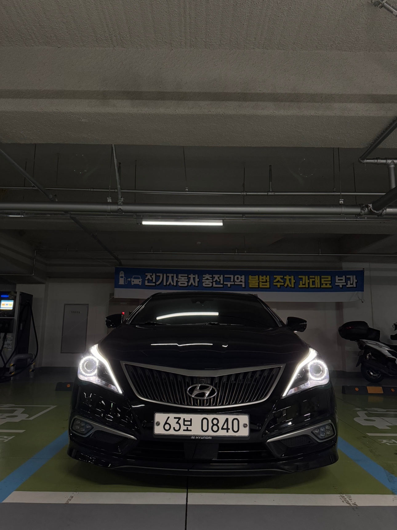 그랜저 HG HG300 GDi FWD 프리미엄 컬렉션 매물 썸네일