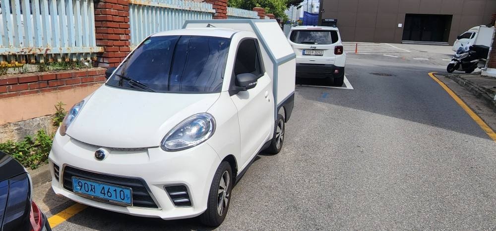 D2C BEV(17.4KWh/101km) 매물 썸네일