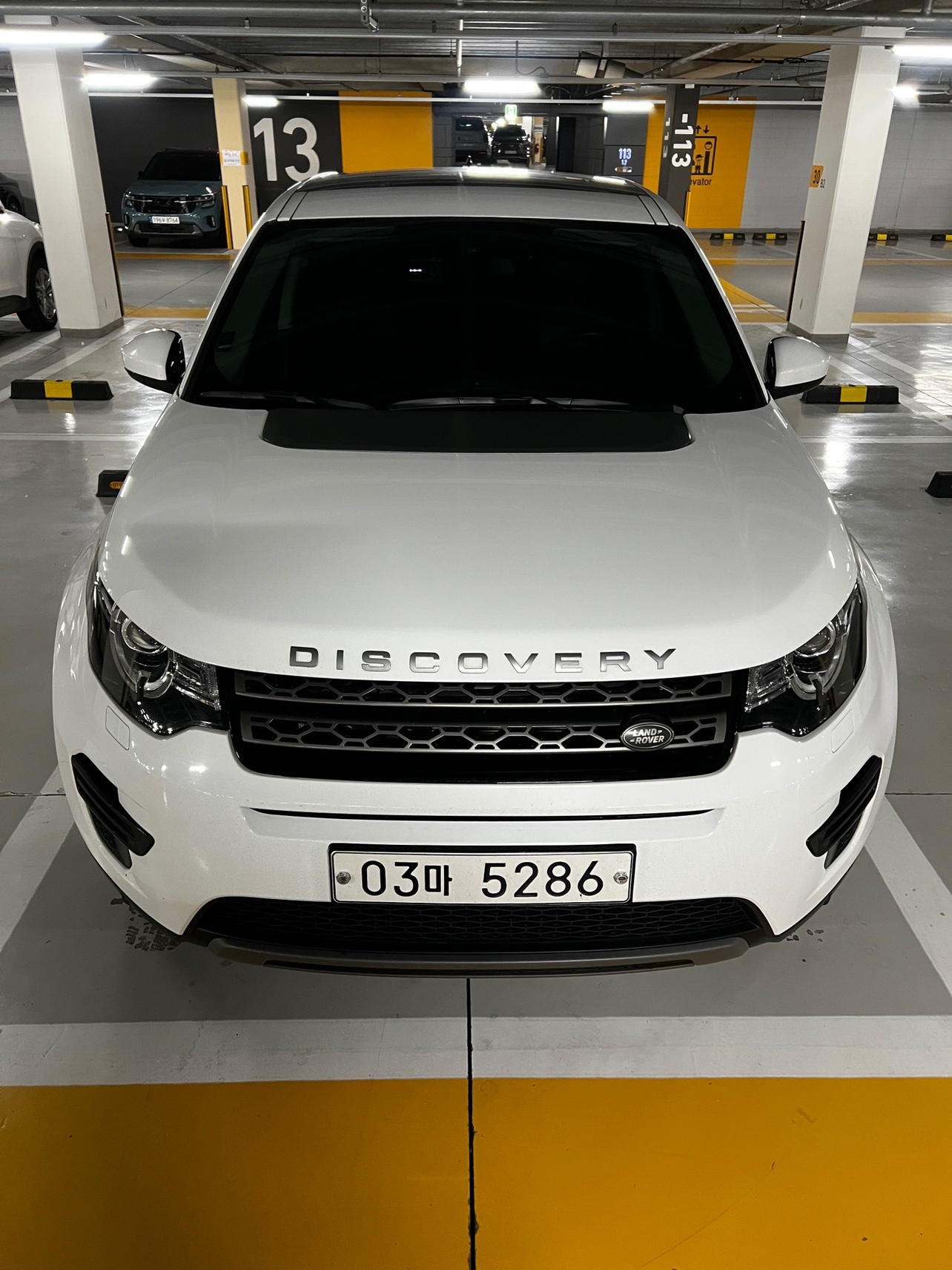 디스커버리 스포츠 L550 2.0 TD4 AWD (150마력)SE 매물 썸네일