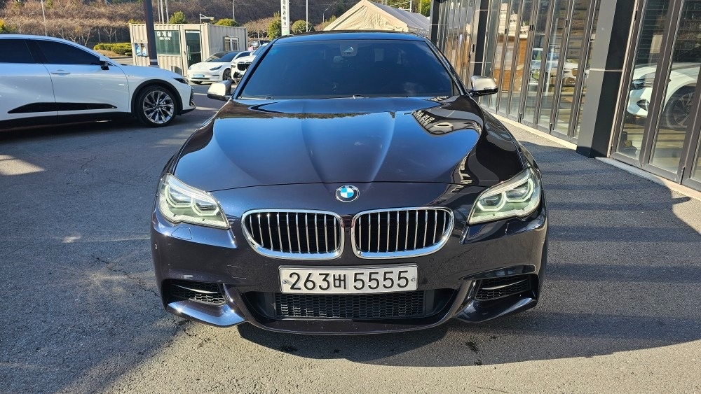 5시리즈 F10 M550d xDrive (381마력)M 에어로 다이나믹 매물 썸네일