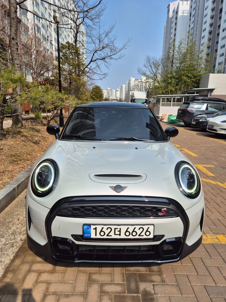 쿠퍼S Ⅲ F56 2.0s 쿠퍼(3도어) 후기형 (192마력) 매물 썸네일