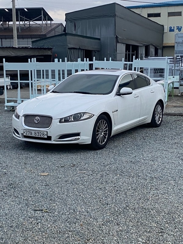 XF X250 2.2 d 럭셔리 매물 썸네일