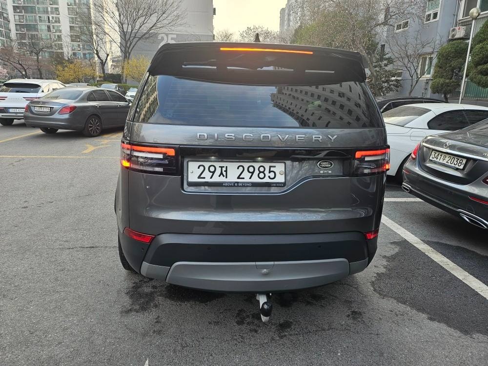 디스커버리 5 L462 SD6(3.0 디젤) SE 매물 썸네일