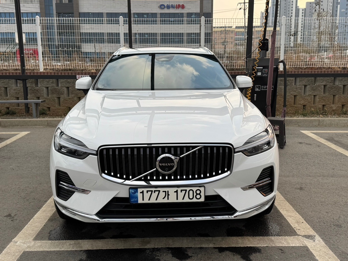 XC60 Ⅱ B6 AWD 인스크립션 매물 썸네일