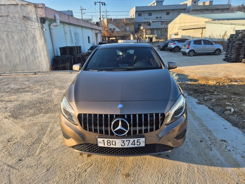 A 클래스 W176 A200 CDI (136마력) 매물 썸네일