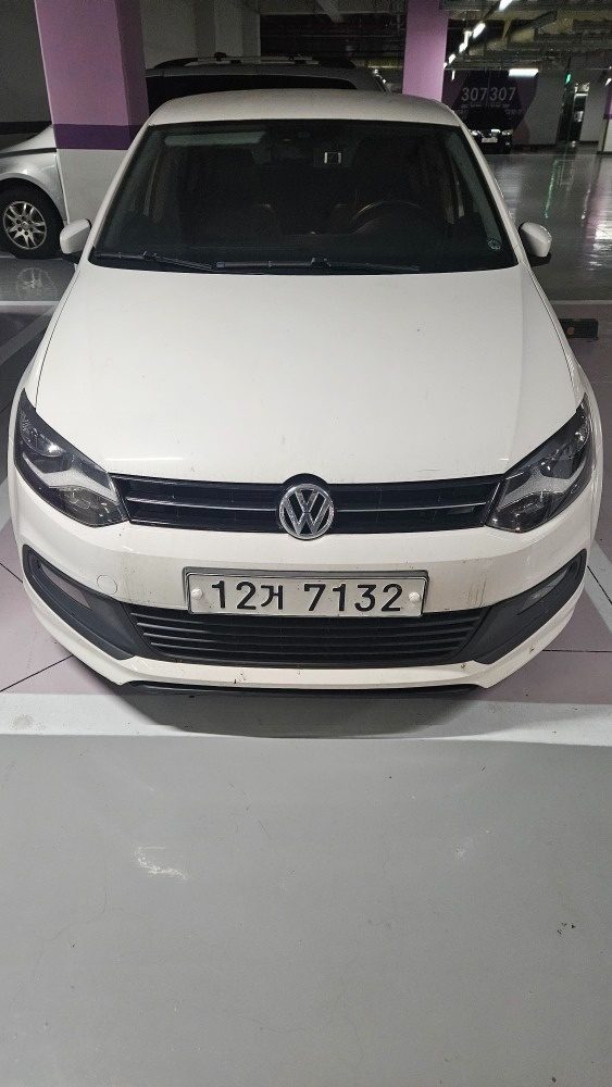 폴로 Ⅴ 1.6 TDI 매물 썸네일