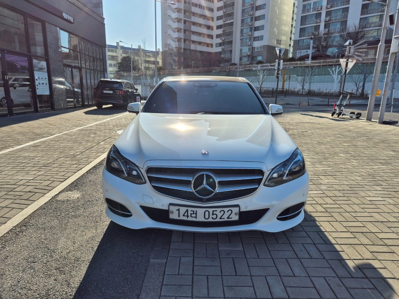 E 클래스 W212 E250 블루텍 4Matic 후기형 (204마력)아방가르드 매물 썸네일