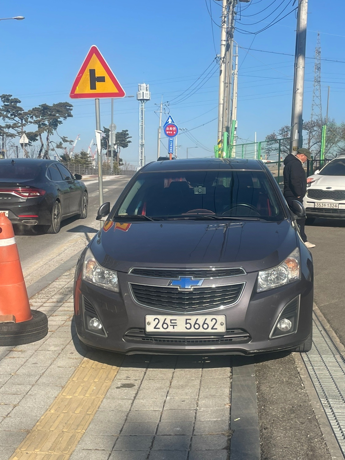 크루즈 J300 4도어 1.8 DOHC FWD LTZ+ 매물 썸네일