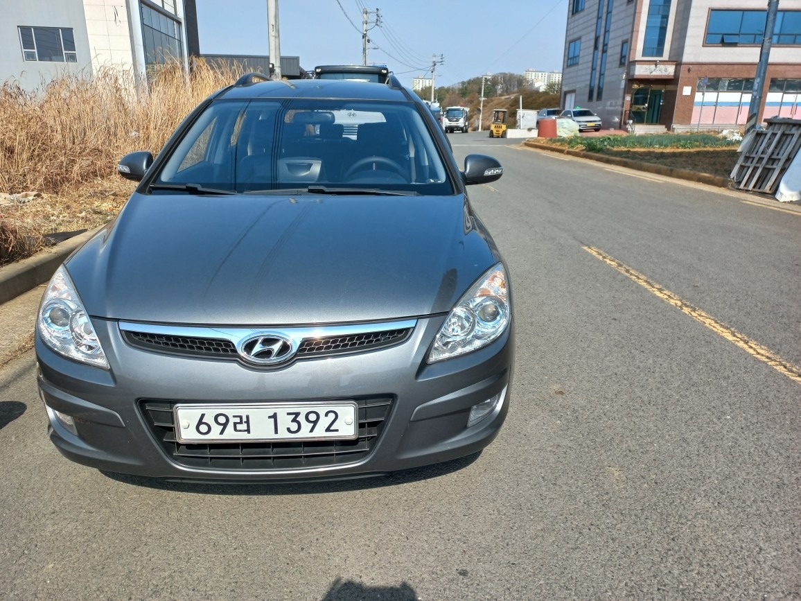 i30 cw FD 1.6 VVT FWD 럭셔리 매물 썸네일