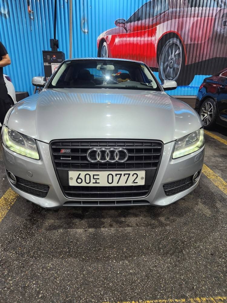 A5 8T 2.0 TFSI Coupe 콰트로 (211마력) 매물 썸네일