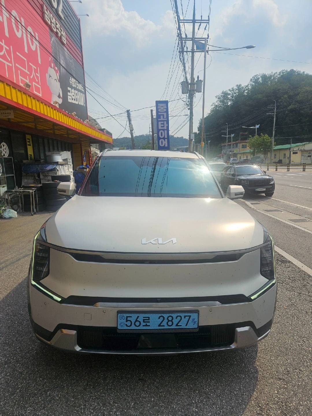 EV9 MV1 BEV(롱레인지/99.8kWh) 4WD 어스(6인승-릴렉션) 매물 썸네일
