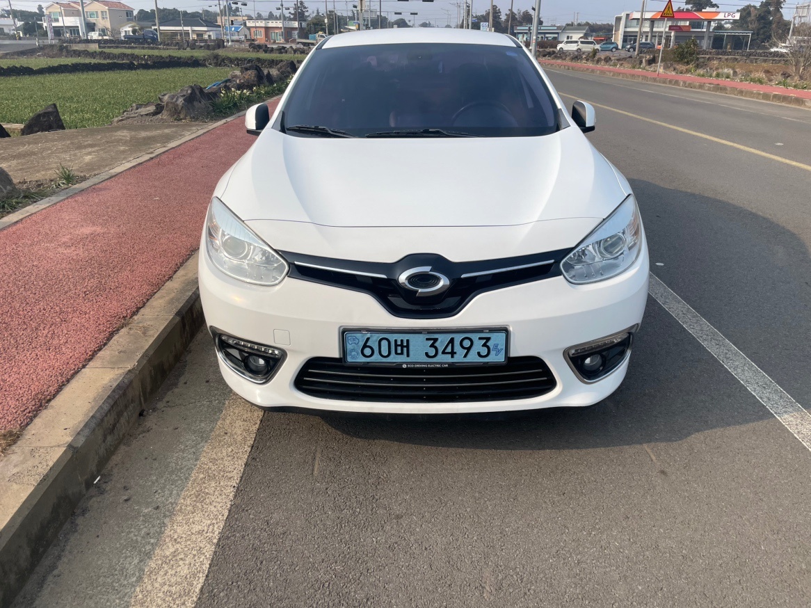 SM3 Z.E BEV(22kWh) FWD RE(135km) 매물 썸네일