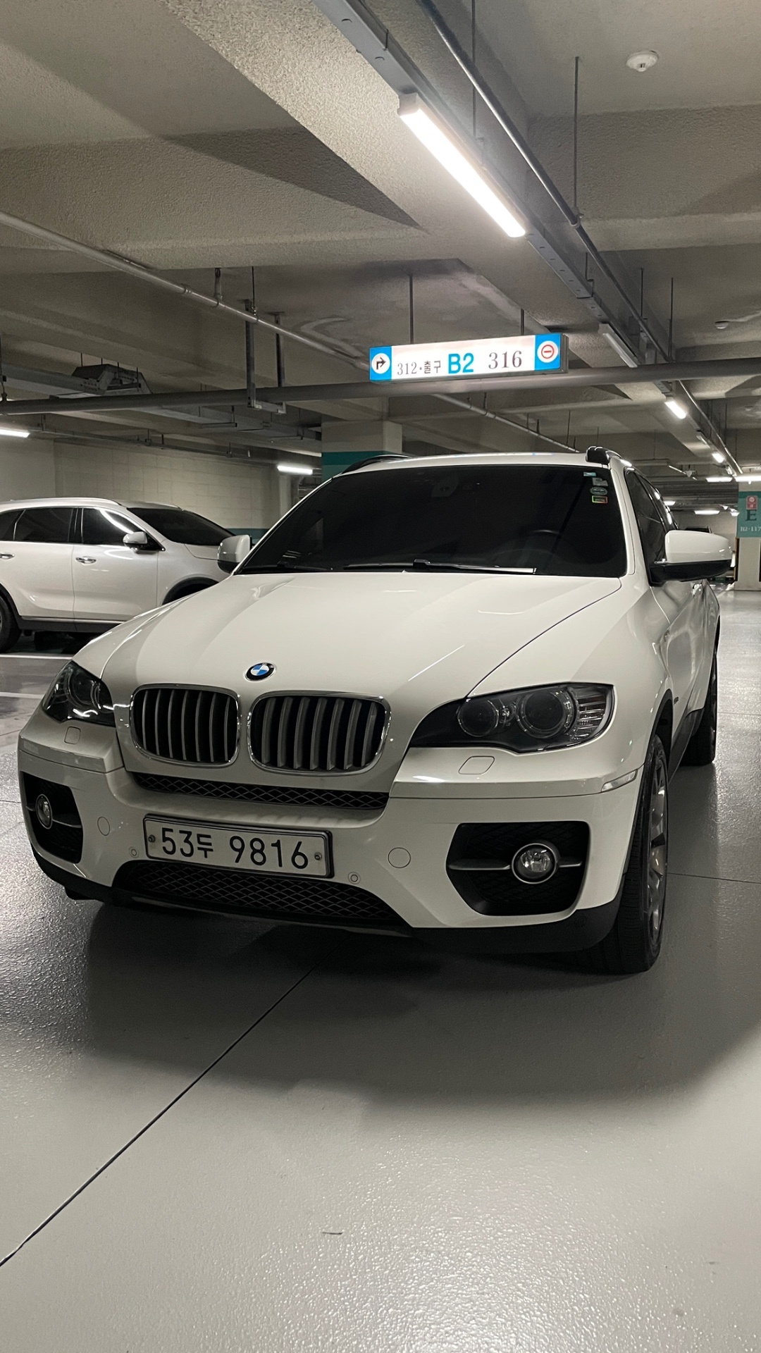 X6 E71 40d xDrive (306마력) 매물 썸네일