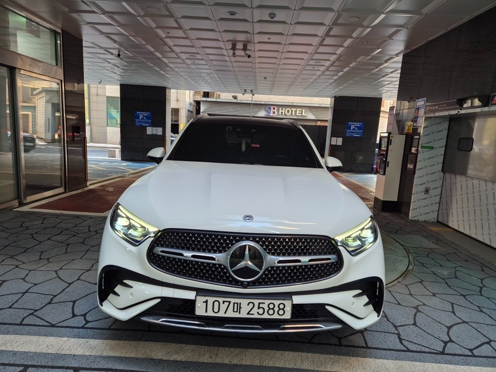 GLC X254 GLC300 4Matic (258마력) 매물 썸네일