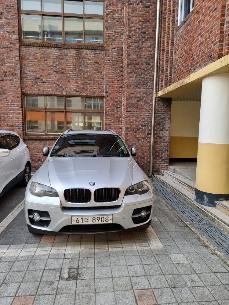 X6 E71 30d xDrive 전기형 (235마력) 매물 썸네일