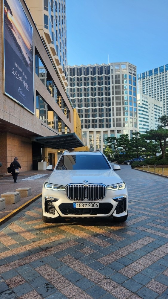 X7 G07 40 i xDrive 전기형 (340마력) 매물 썸네일