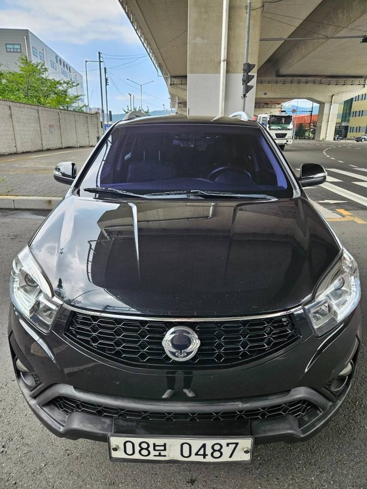 뉴 코란도 C C200 5인승(디젤 2.2) FWD RX 고급 매물 썸네일