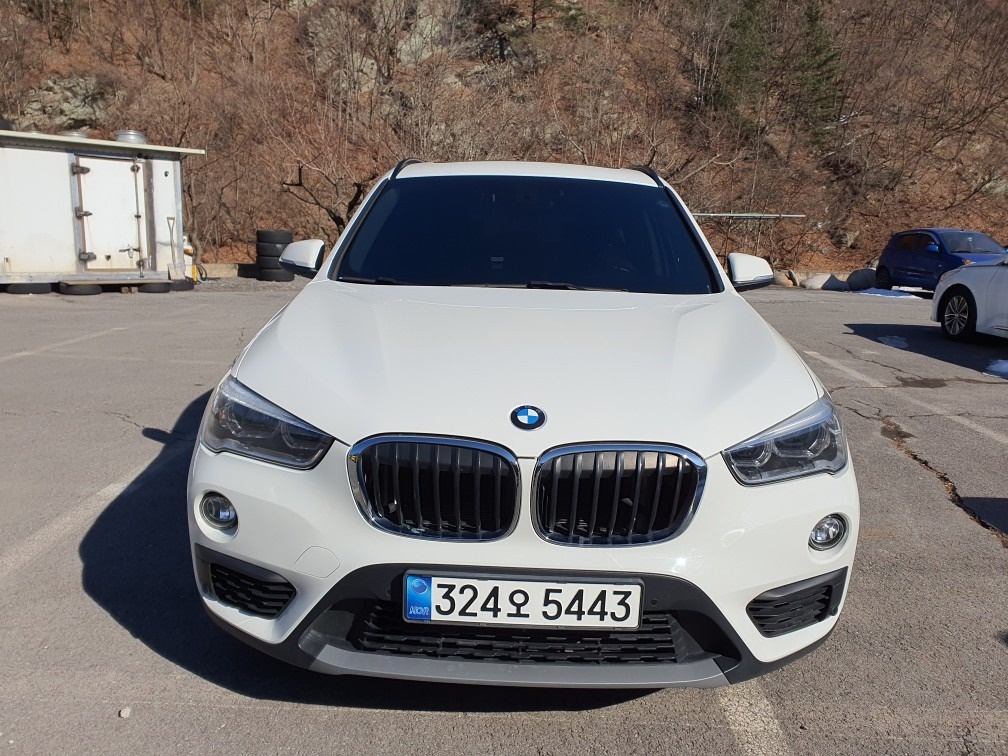 X1 F48 18d xDrive 중기형 (150마력)조이 매물 썸네일