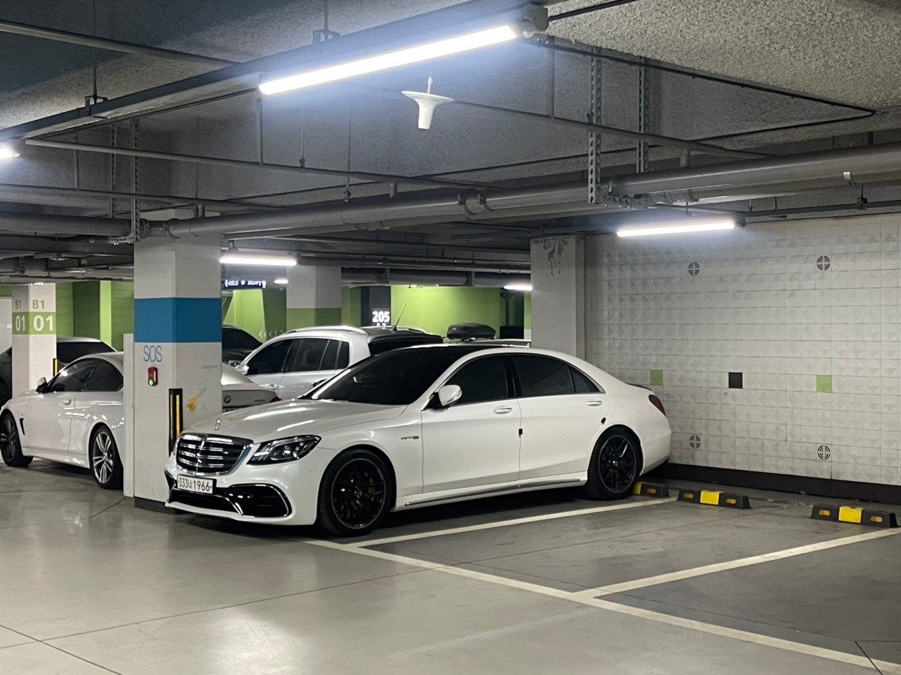 S 클래스 W222 S63amg 4Matic+ L 후기형 (612마력) 매물 썸네일
