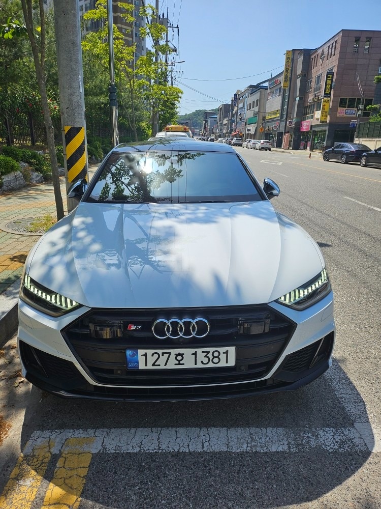 S7 Sportback 4K 3.0 TDI 콰트로 (350마력) 매물 썸네일