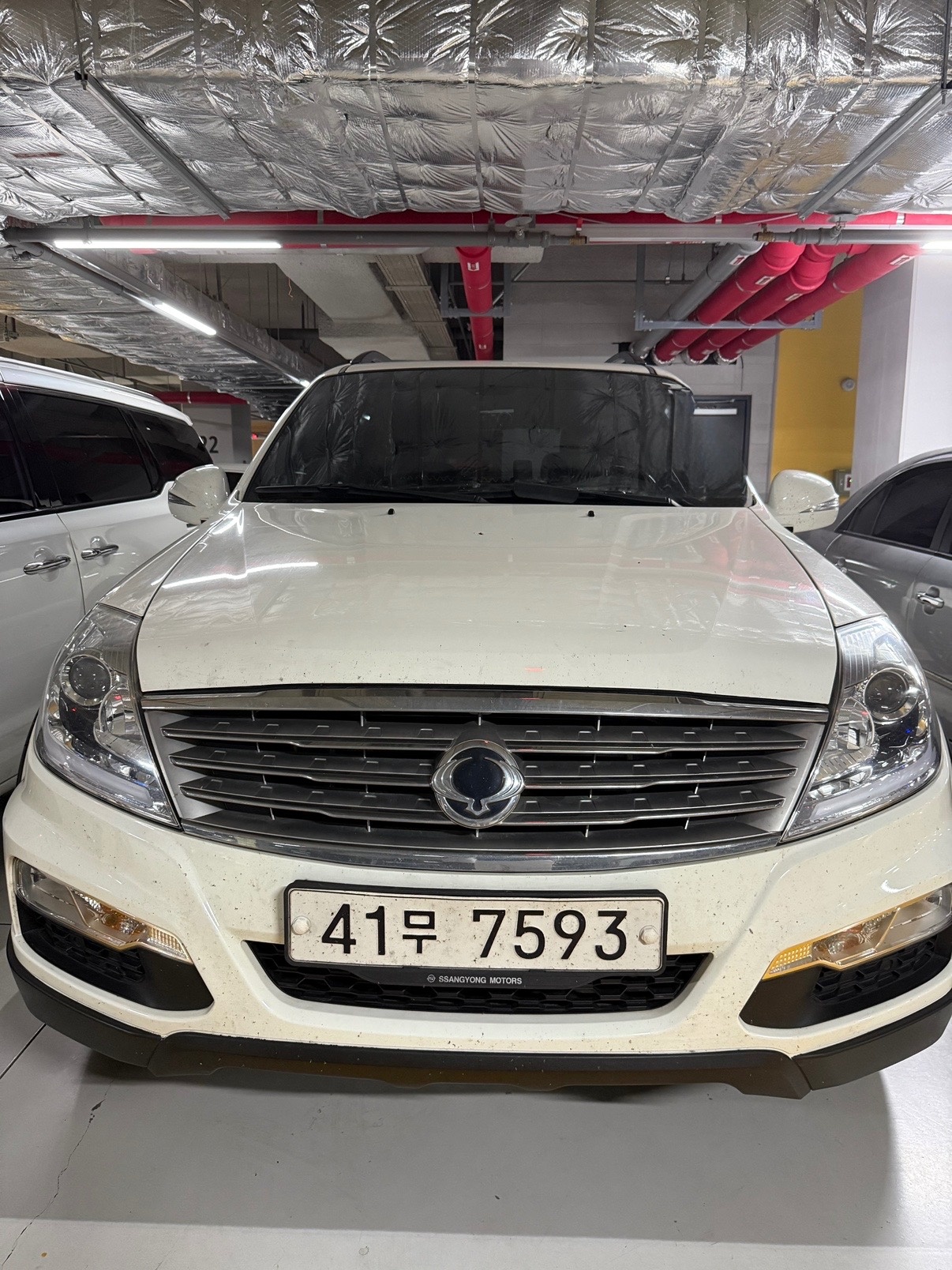 렉스턴 W Y200 7인승(RX7 2.0) 4WD 어드벤처 60th 에디션 매물 썸네일