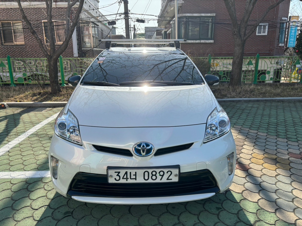 프리우스 XW30 HEV 1.8 FWD (136마력) 매물 썸네일