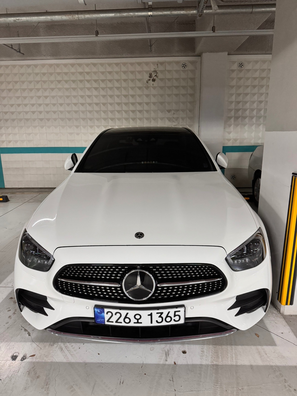 E 클래스 W213 E350 4Matic 후기형 (299마력)AMG Line 매물 썸네일