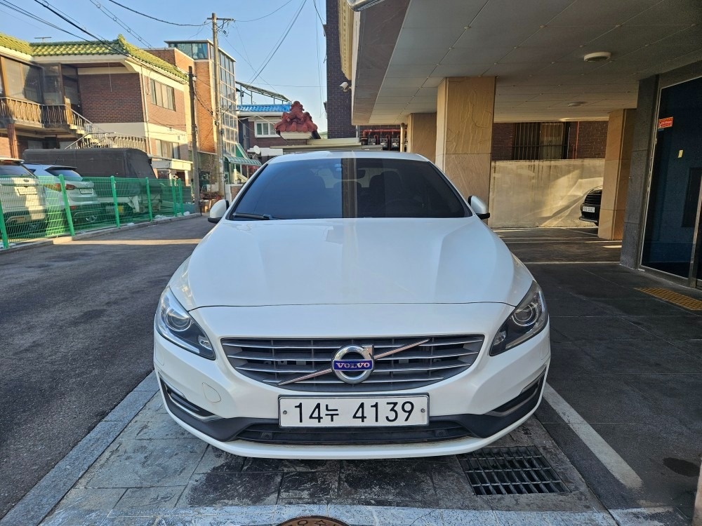 S60 Ⅱ D3 2.0 매물 썸네일