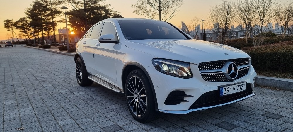 GLC X253 GLC220 d 4Matic Coupe 전기형 (170마력)프리미엄 매물 썸네일