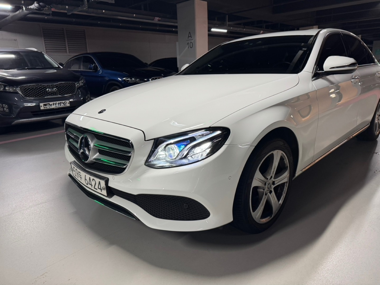 E 클래스 W213 E220 d 전기형 (163마력)아방가르드 매물 썸네일