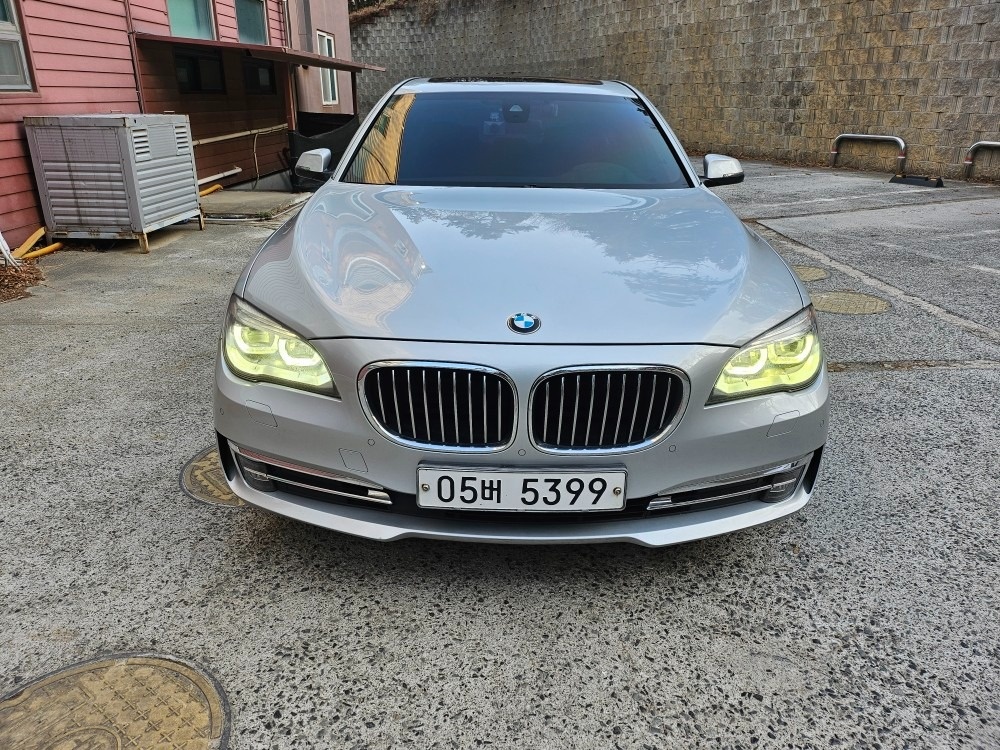 7시리즈 F01 730 d xDrive (258마력) 매물 썸네일