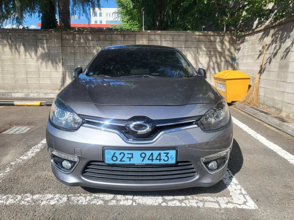 SM3 Z.E BEV(35.9kWh) FWD RE(213 km) 매물 썸네일