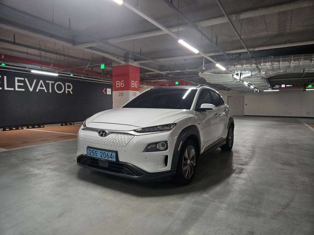 코나 OS 전기(64kWh) FWD 프리미엄 매물 썸네일