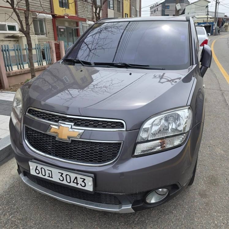 올란도 MPV7 7인승(2.0 LPi) FWD LT 세이프티 팩 매물 썸네일