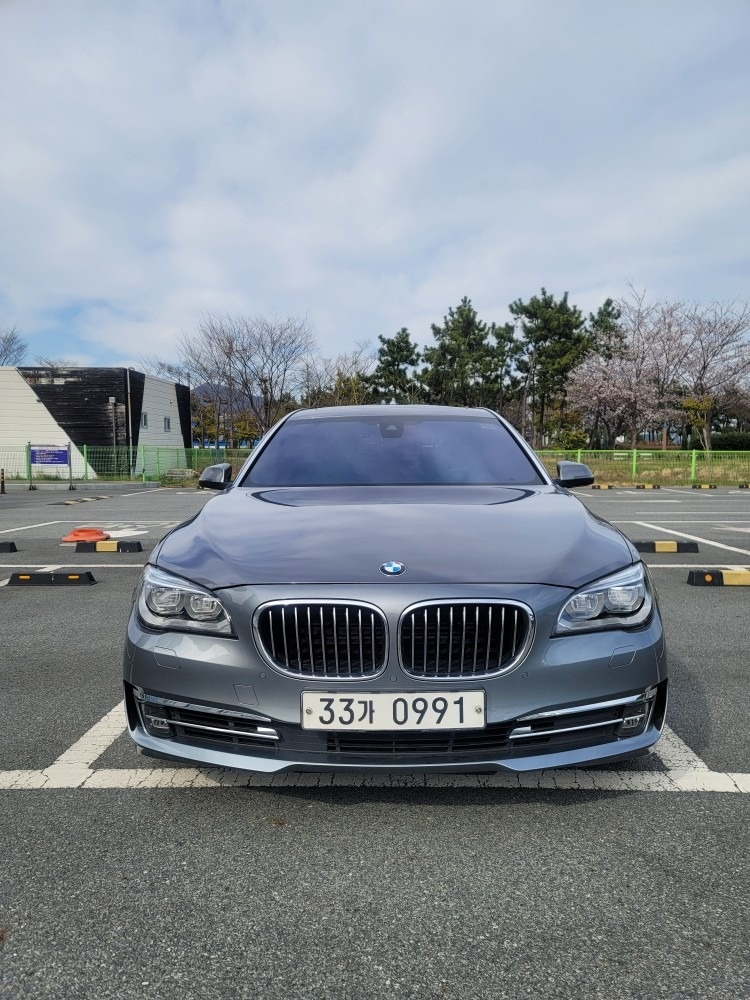 7시리즈 F01 750Li xDrive 인디비주얼 (449마력) 매물 썸네일