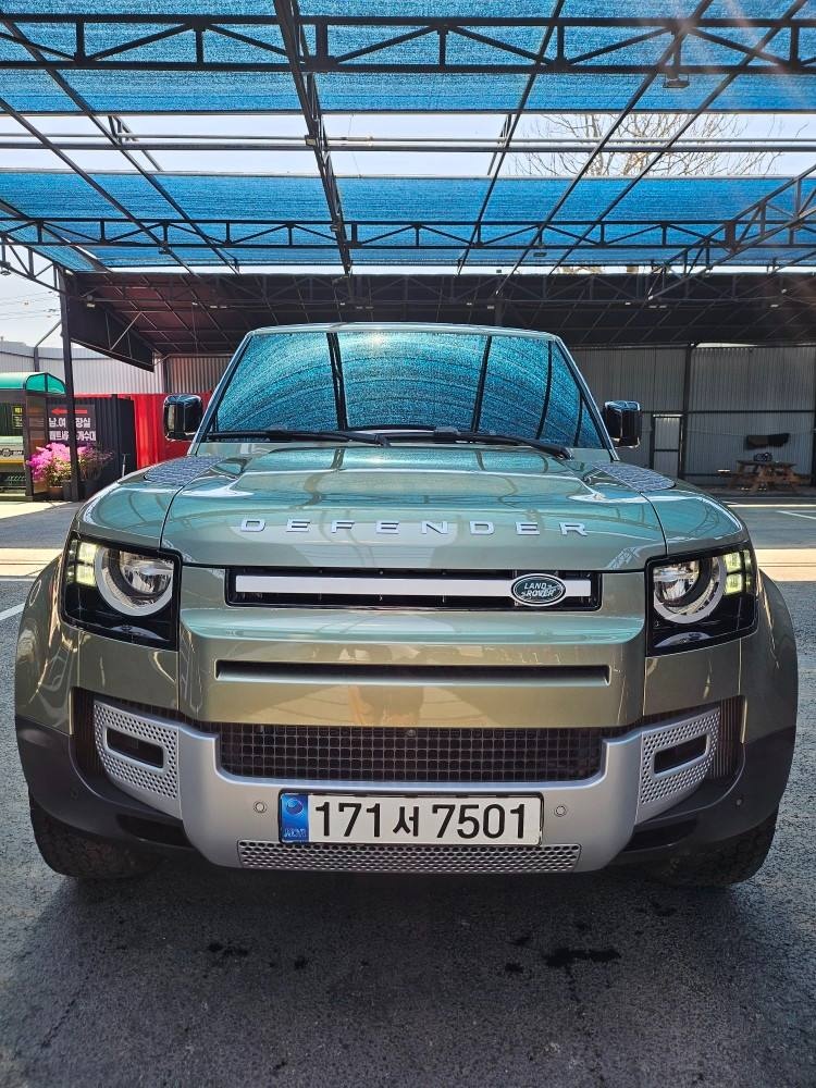 디펜더 L663 90 2DR D250 4WD (249마력) 매물 썸네일