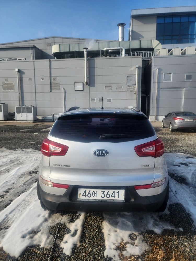 스포티지 R SL 디젤 2.0(VGT) FWD TLX 최고급형 매물 썸네일