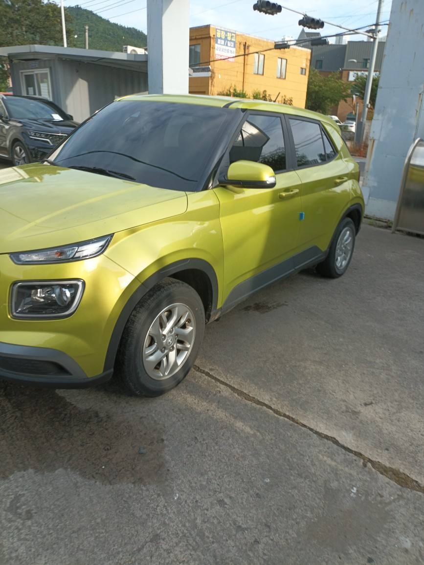 베뉴 QX1 5인승(가솔린 1.6) FWD 모던 매물 썸네일