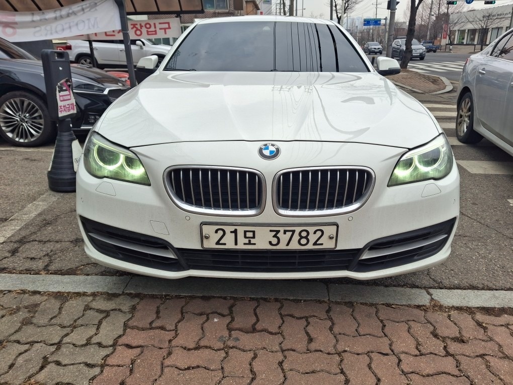 5시리즈 F10 520d xDrive (190마력) 매물 썸네일