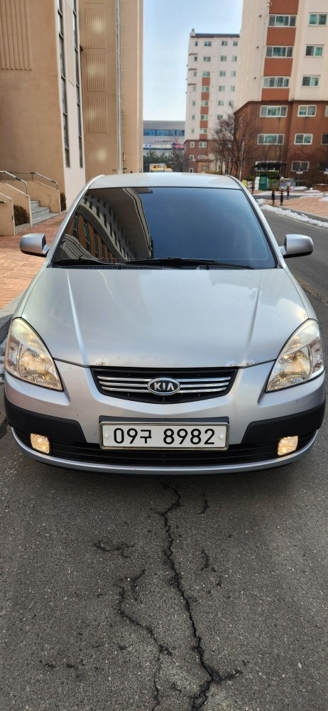 뉴 프라이드 JB 4DR 1.6(CVVT) SLX 매물 썸네일